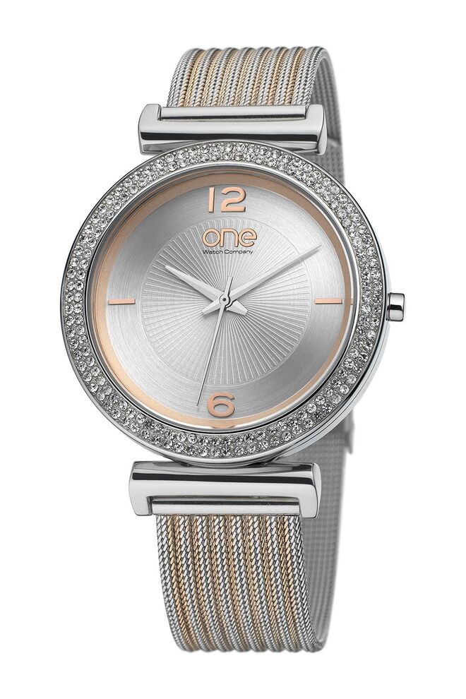 Relógio da colecção Deligth (vendido numa caixa com três braceletes e dois aros), €179, One