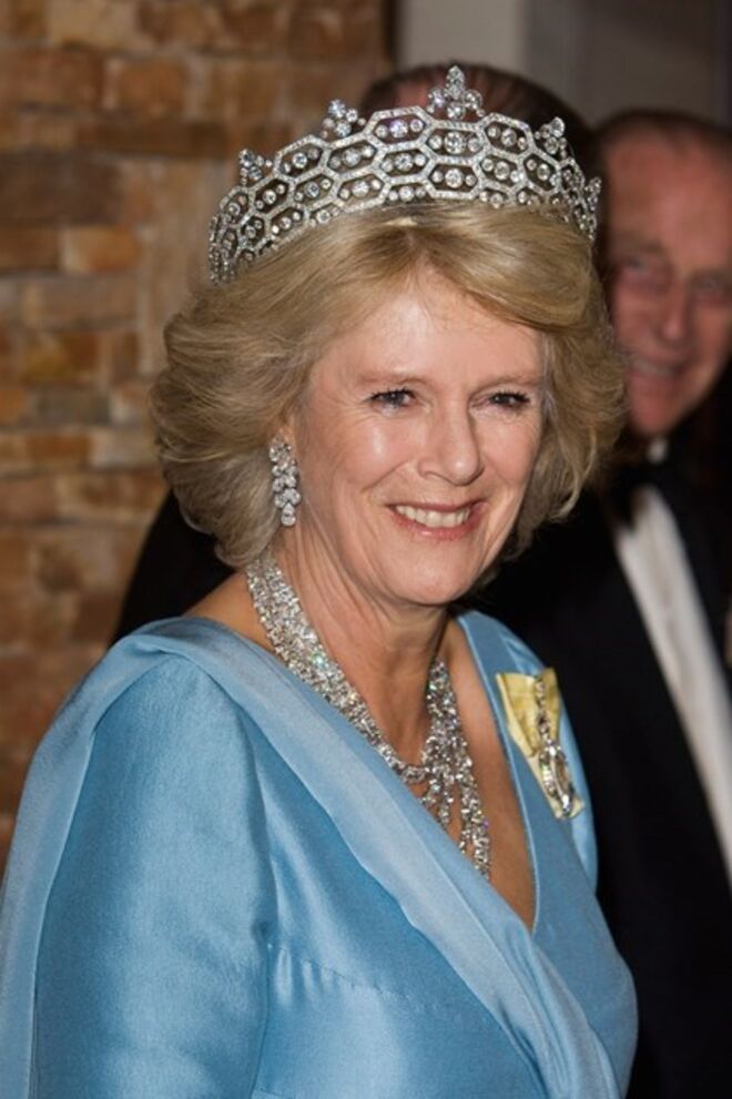 A Duquesa da Corbualha com a Tiara Greville.