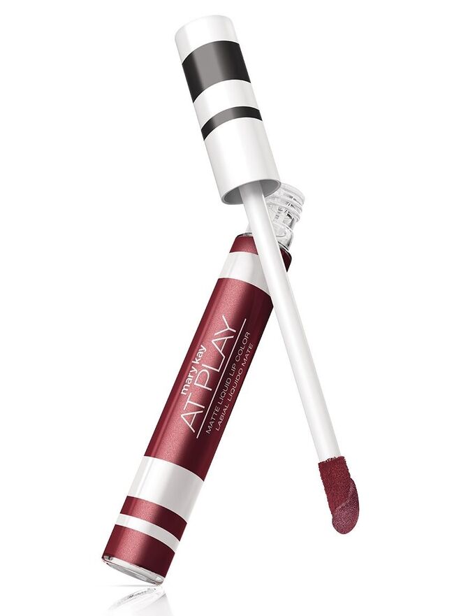 At Play no tom Strawberry Steel, €17, Mary Kay 