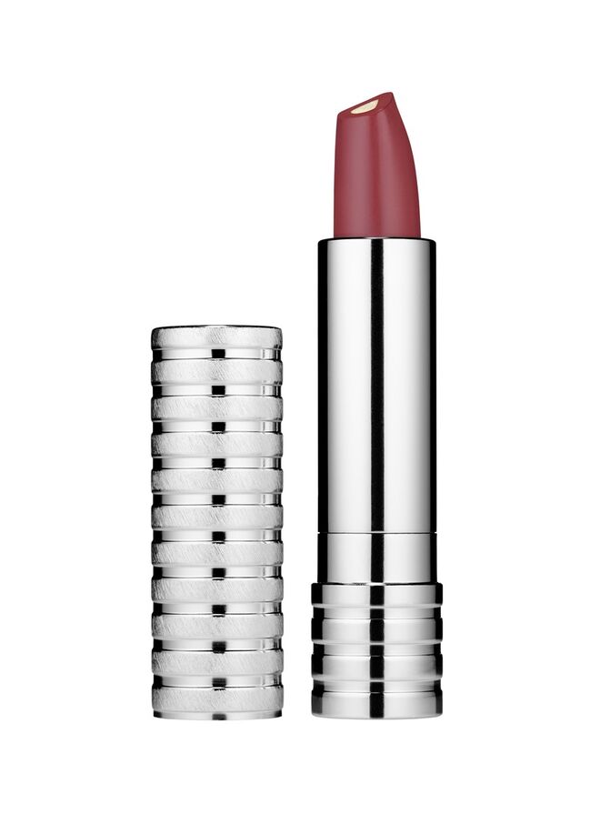 Dramatically Different Lipstick no tom 50 a different grape, €25, Clinique
