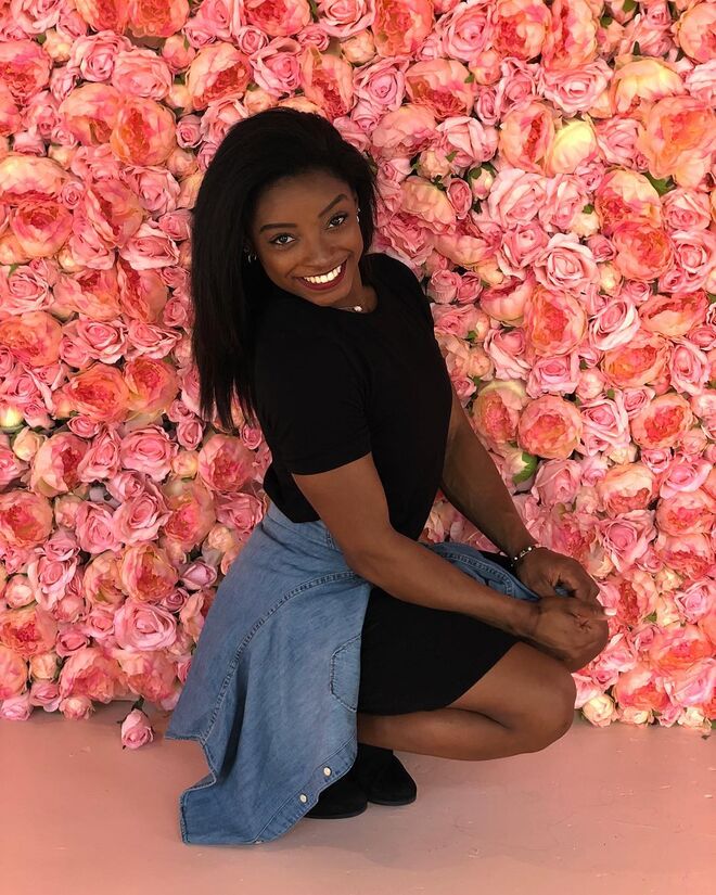 Simone Biles;
