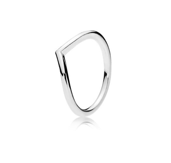 Anel de prata Shining Wish, €29, Pandora