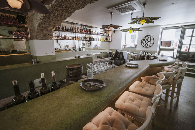 O Peixola agora está aberto com novas receitas par almoço aos fins de semana