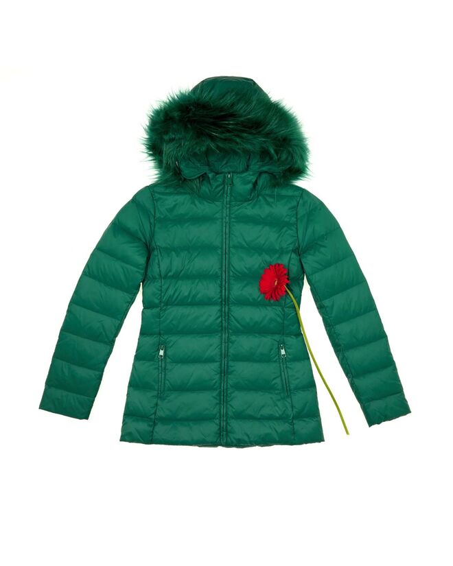 Casaco de penas com capuz, €129, United Colors of Benetton