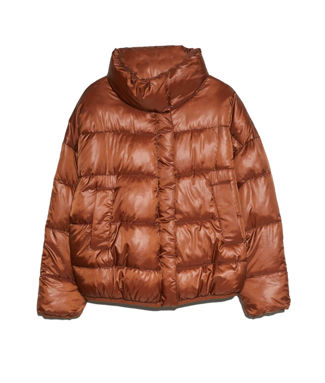 Blusão com padding lenço puffer, €25,99, Stradivarius