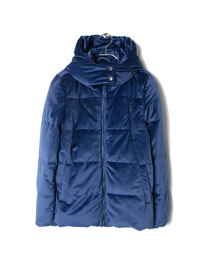 Blusão veludo, €44,99, MO