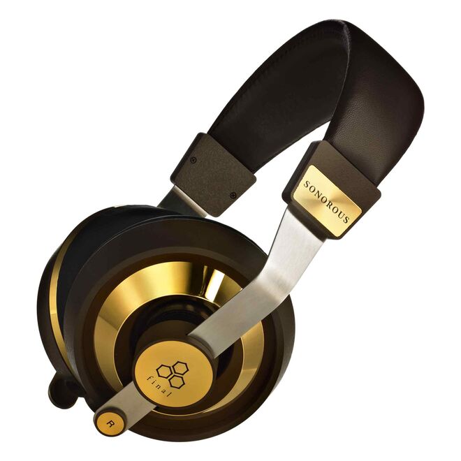 Auscultadores SonorousVIII em ABS e aço, €2799, Final, em selfridges.com 