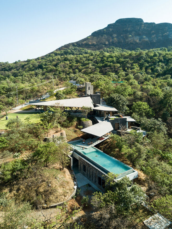 Casa de três córregos da arquitetura Malik em Lonavala, Maharashtra, Índia;