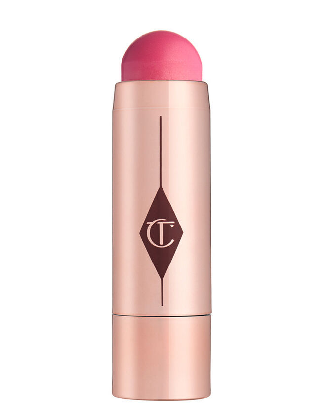 Blush cremoso Beach Sticks no tom Las Salinas, €40, Charlotte Tilbury, em www.charlottetilbury.com