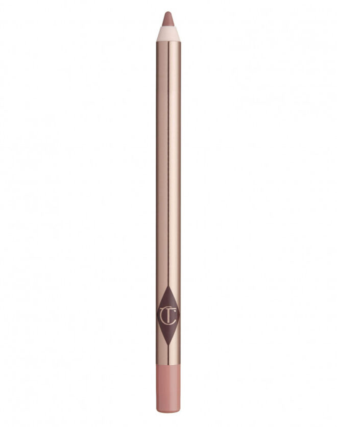 Lápis labial no tom Pillow Talk, €22, Charlotte Tilbury, em www.charlottetilbury.com