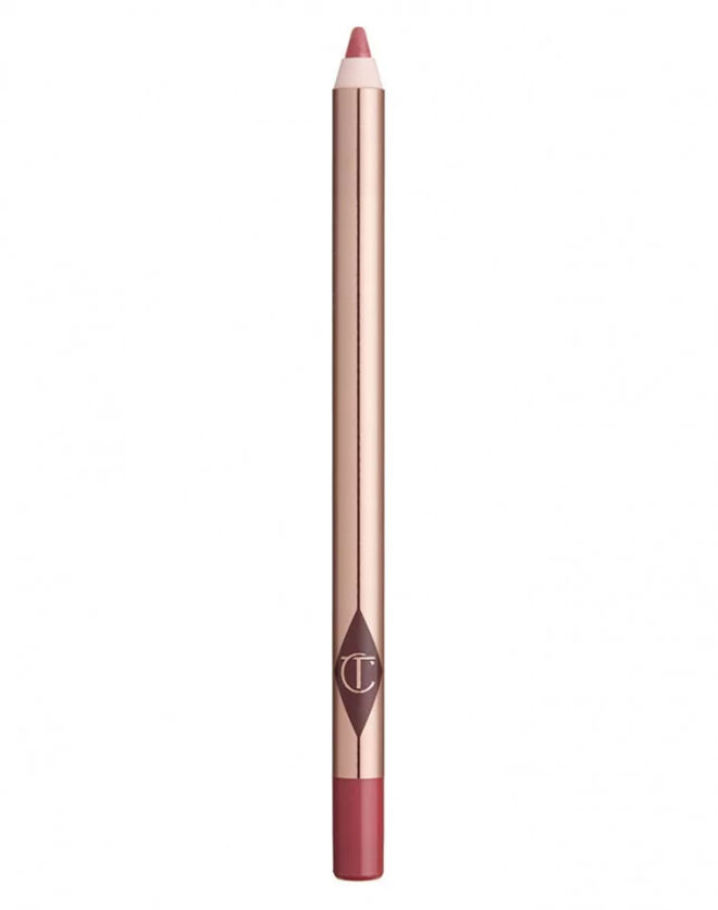 Lápis labial Lip Cheat no tom Supersize Me, €22, Charlotte Tilbury, em www.charlottetilbury.com