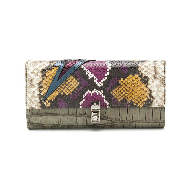 Carteira, €364, Vivienne Westwood, em www.farfetch.com