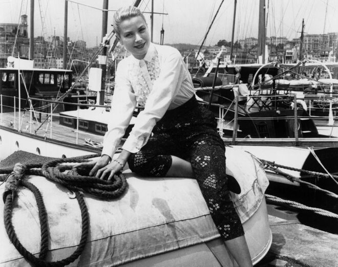 Foi no Festival de Cinema de Cannes de 1955 que conheceu o Rainier III, Príncipe de Mónaco