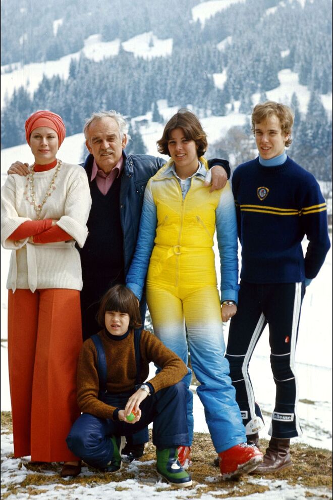 Grace Kelly, princesa de Mónaco, Rainier III, príncipe de Mónaco, Carolina do Mónaco, Alberto II de Mônaco e Stéphanie de Mônaco