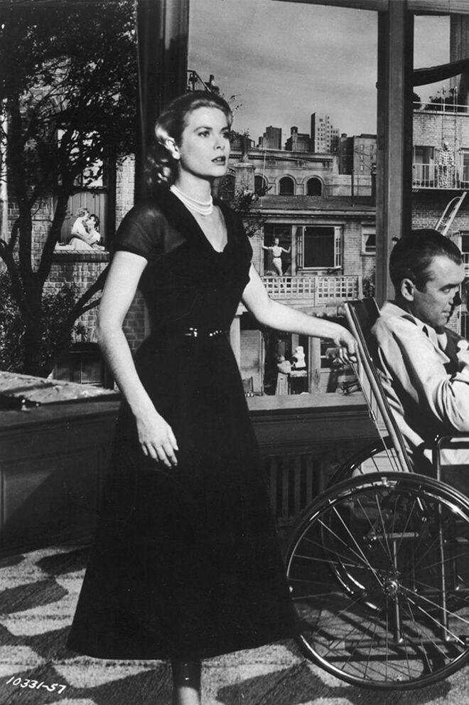 Grace Kelly em A Janela Indiscreta (1954), de Alfred Hitchcock