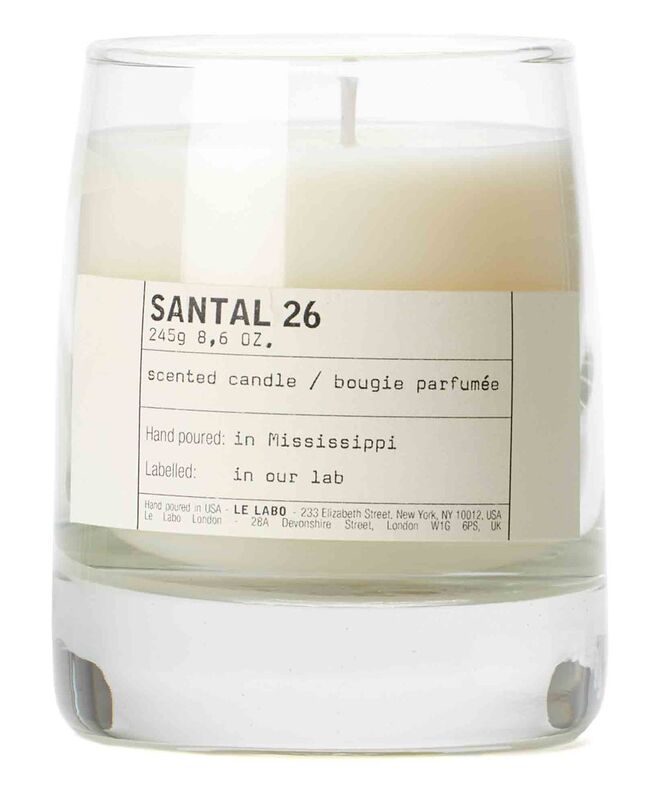 Vela Santal 26, 245 g, £52, aproximadamente €60, Le Labo, em www.cultbeauty.co.uk