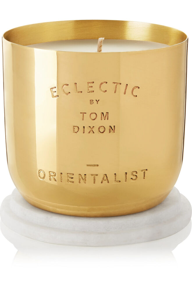 Vela perfumada Eclectic Orientalist, 260 g, €66, Tom Dixon, em www.net-a-porter.com