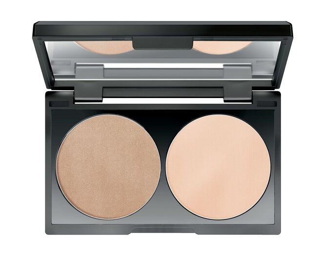 Intense Glow Highlighter no tom nº7 Antique Gold / Golden Times, €23, Make Up Factory, exclusivo na Perfumes & Companhia