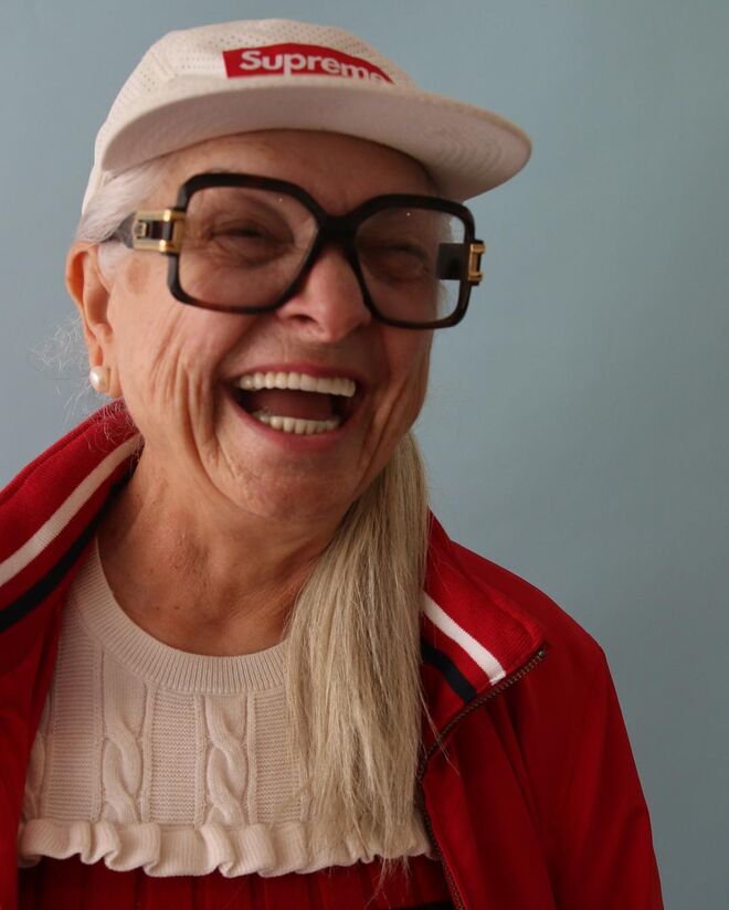 Lili Hayes, Instagrammer, 71 anos | @lili_hayes