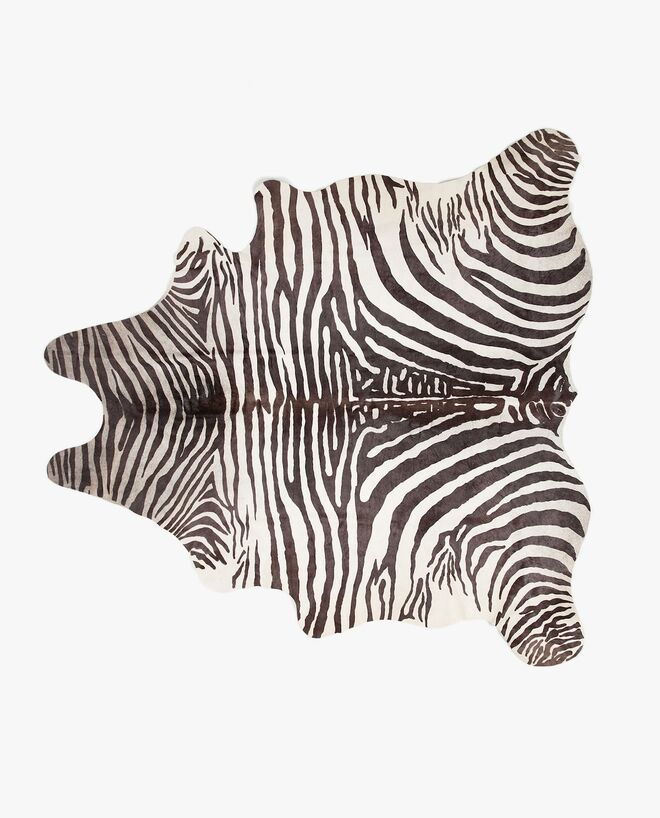 Viagem Global - Tapete em pelo, €349, Zara Home 