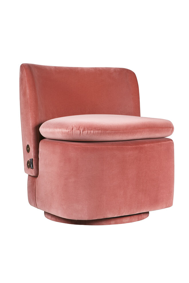 Pink all over - Cadeira rotativa em veludo, €920, SAL Concept Store 