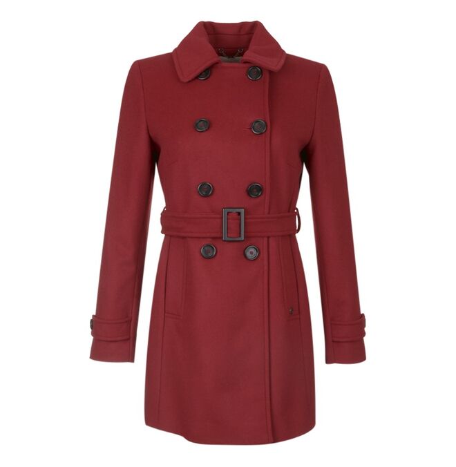 Toda a coleção de homem e senhora da Decenio terá 30% de desconto, exceto nos perfumes