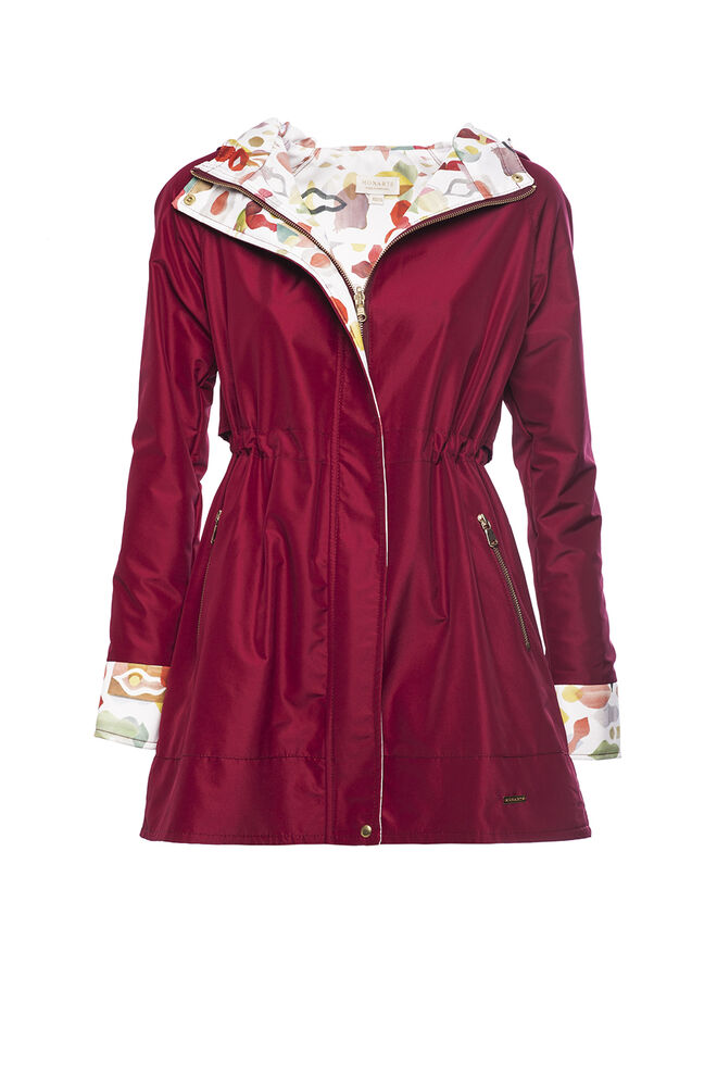 Na Monarte, vestidos e tops com 50% de desconto e parkas e camisolas a 40%