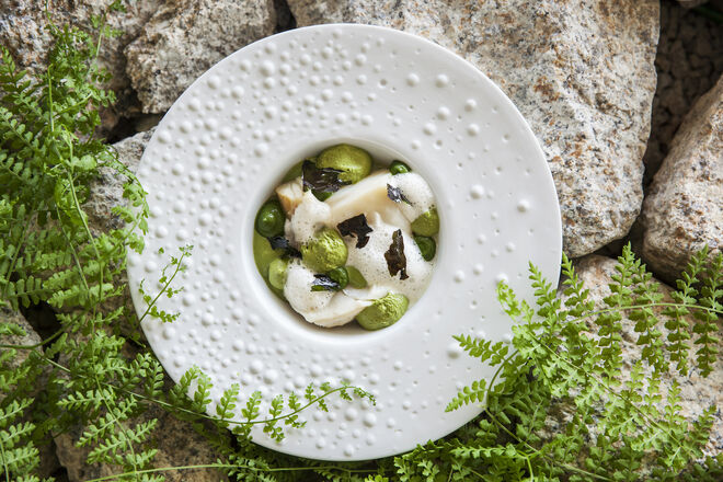 O Menu do Chef é composto por sete pratos (€105 + €40 com vinhos)