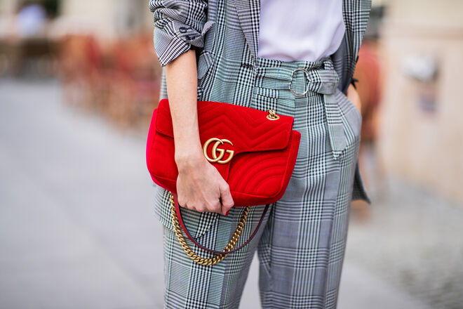 Alça da carteira enrolada
