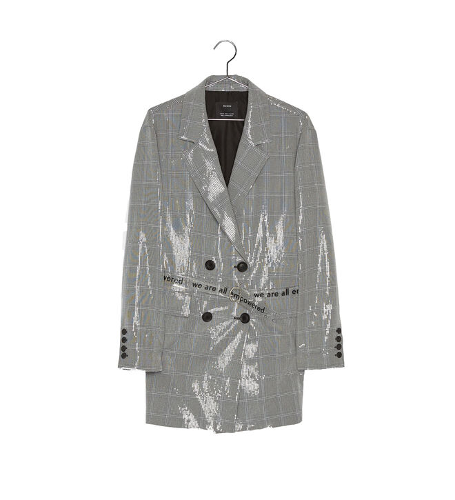 Blazer tipo vestido aos quadrados, €59,99, Bershka