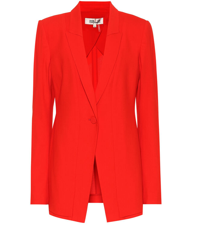 Blazer, €500, Diane Von Furstenberg, em www.mytheresa.com