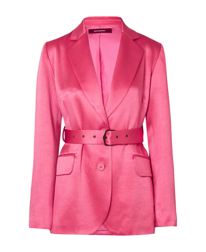 Blazer, €1354, Sies Marjan, em www.net-a-porter.com