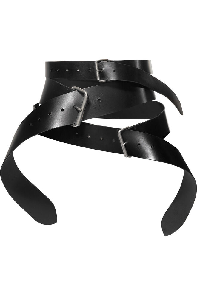 Cinto, €617, Ann Demeulemeester, em net-a-porter.com 