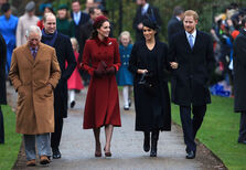 Meghan, Kate e família real juntos na missa de Natal