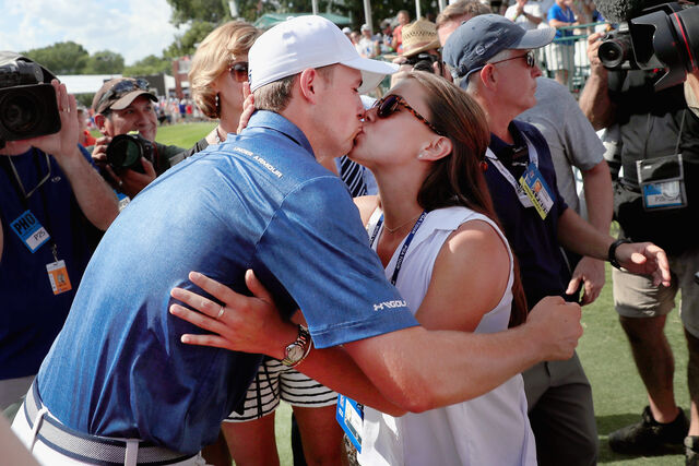 8.	“Casamento Jordan Spieth” | A estrela do golfe Jordan Spieth e a namorada de longa data Annie Verret