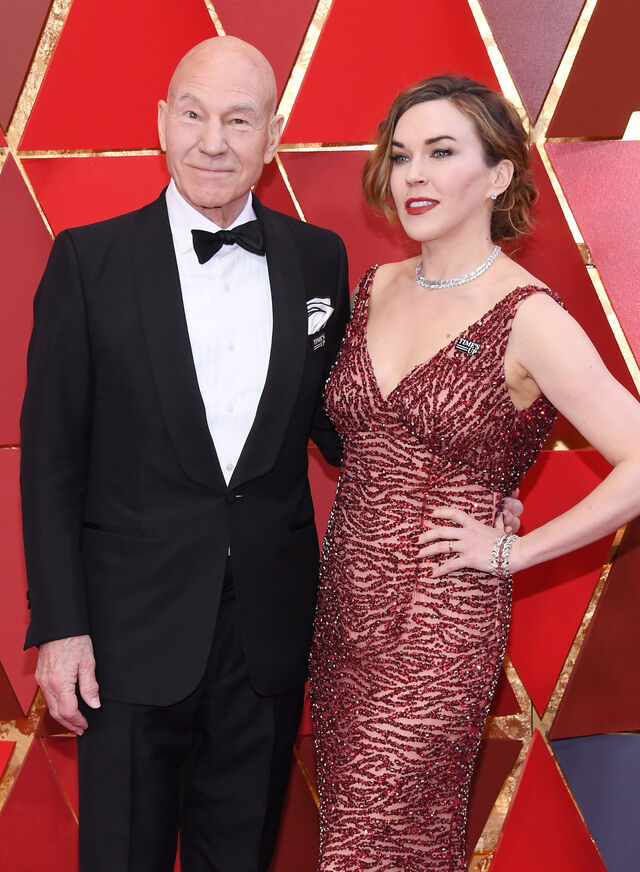 Patrick Stewart e Sunny Ozell | 38 anos de diferença