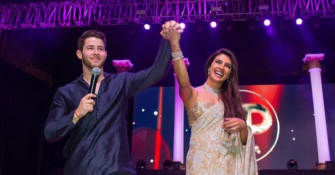 Nick Jonas e Priyanka Chopra numa das celebrações do casamento, na Índia