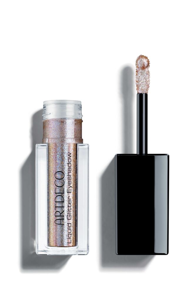 Sombra de olhos Liquid Glitter no tom 6 moonstone, €14,95, Artdeco, na Perfumes & Companhia