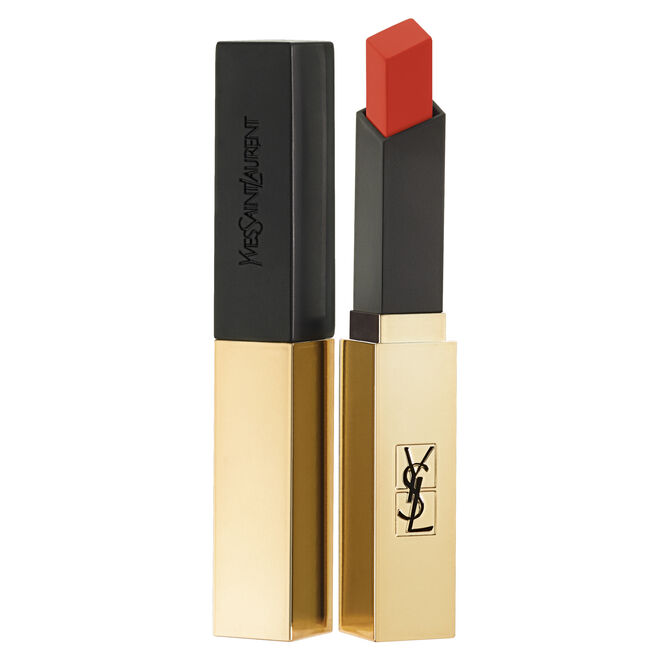 Batom Rouge Pur Couture The Slim no tom 10 Corail Antinomique, €38,50, Yves Saint Laurent