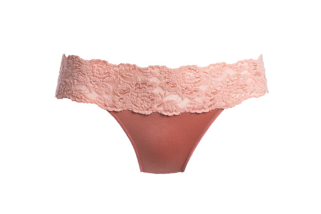 Cueca, €14,90, LOLA Wants