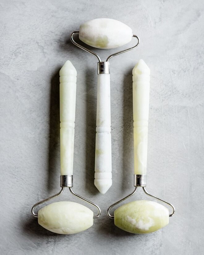 Rolos faciais de jade, €20, em www.ervamoura.pt 