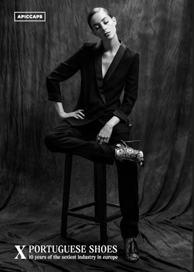 O livro X Portuguese Shoes – 10 years of the sexiest industry in Europe (€45) estará à venda apenas na Livraria Lello, no Porto