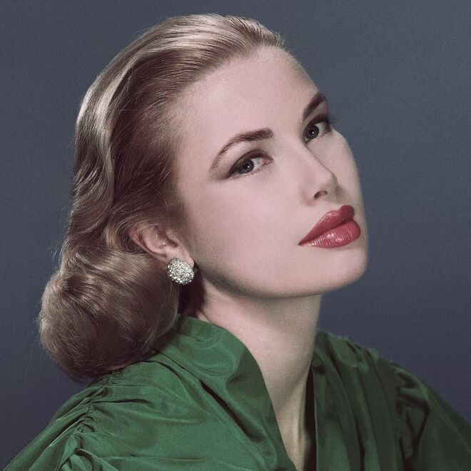 A atriz e princesa Grace Kelly por Mat Maitland