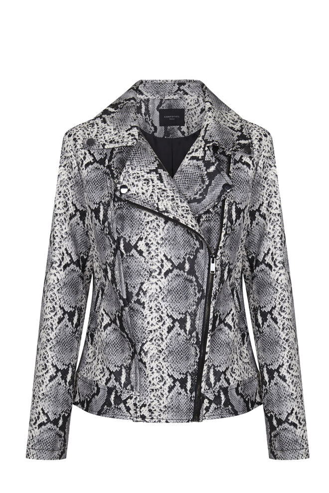 Perfecto, €59,99, Cortefiel 