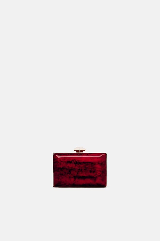 Clutch, €39,95, Zara 