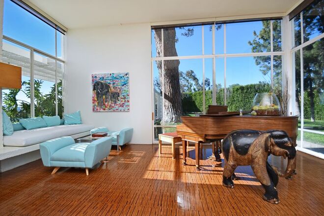 A luxuosa casa de Frank Sinatra