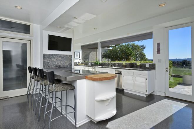 A luxuosa casa de Frank Sinatra