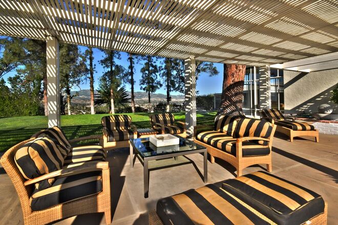 A luxuosa casa de Frank Sinatra