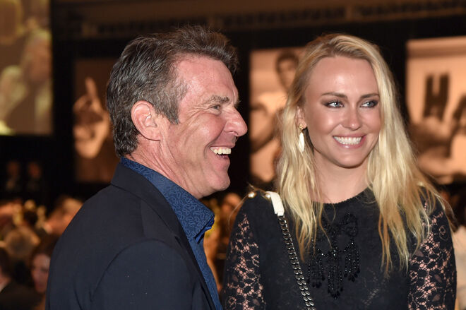 Dennis Quaid e Santa Auzina | 32 anos de diferença 