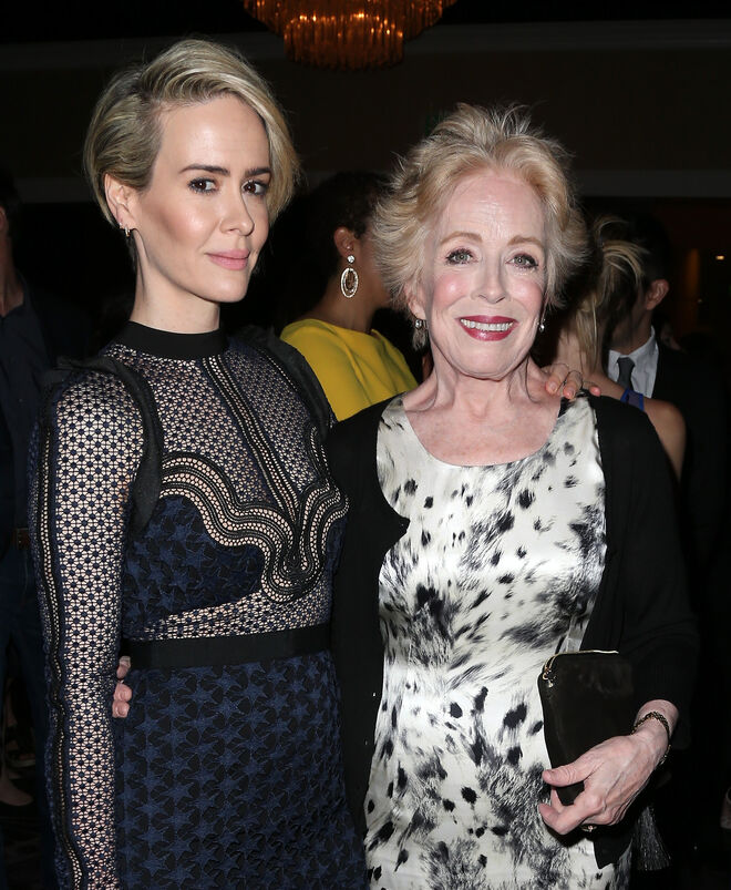 Sarah Paulson e Holland Taylor | 32 anos de diferença